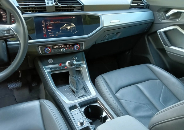 Audi Q3 cena 145000 przebieg: 55000, rok produkcji 2019 z Białystok małe 781